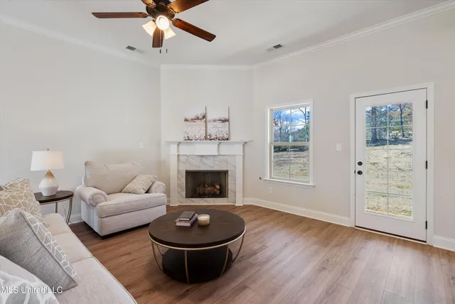 $352,600 | 1781 Benton Drive, Hernando, MS 38651