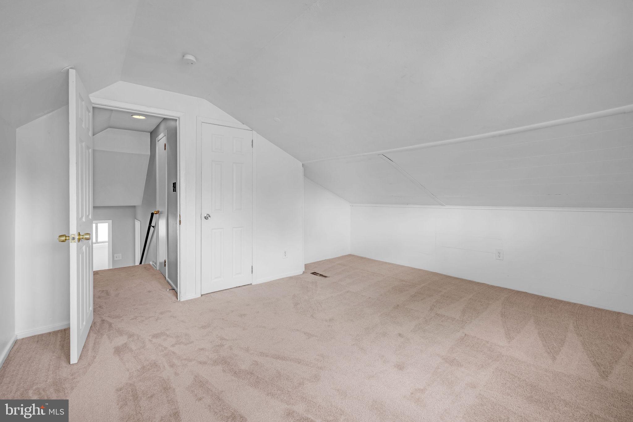 136 Brookside Boulevard Newark, DE 19713 - Photo 12 of 31 a view of empty room