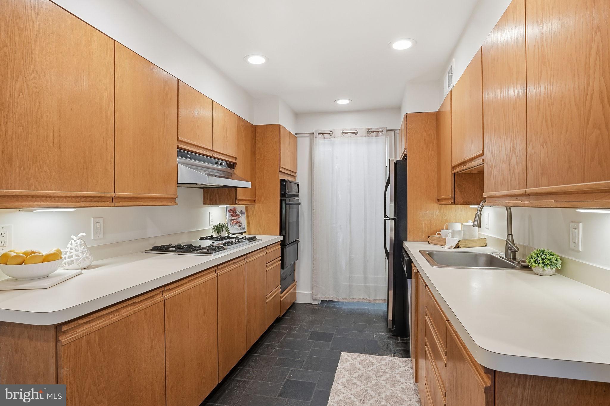 167 Prince George Street Annapolis, MD 21401 - Photo 18 of 51 Kitchen