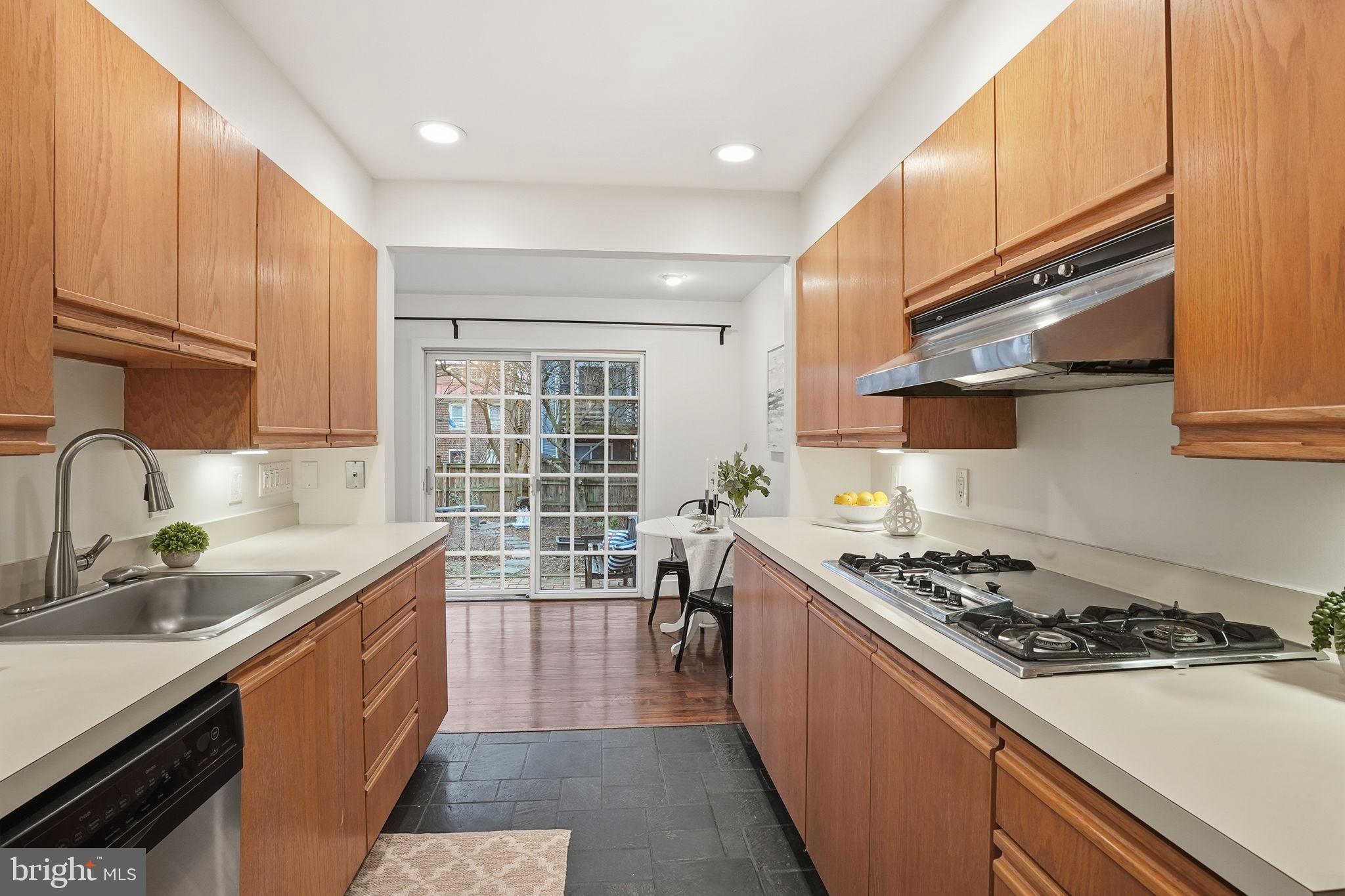 167 Prince George Street Annapolis, MD 21401 - Photo 20 of 51 Kitchen