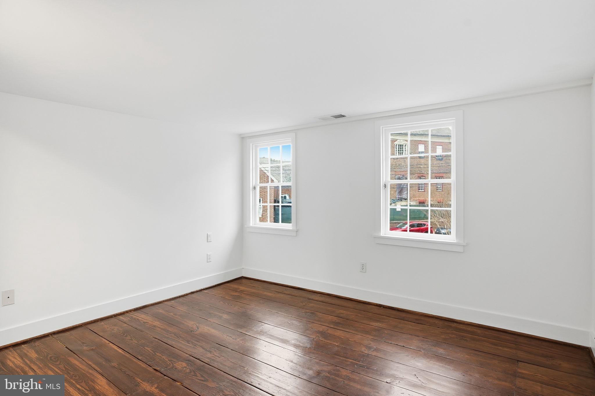 167 Prince George Street Annapolis, MD 21401 - Photo 31 of 51 Bedroom 2