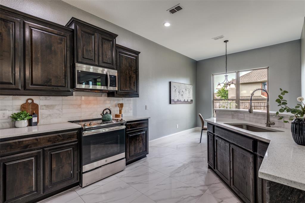 1114 Leafy Glade Road Forney, TX 75126 - Photo 16 of 36