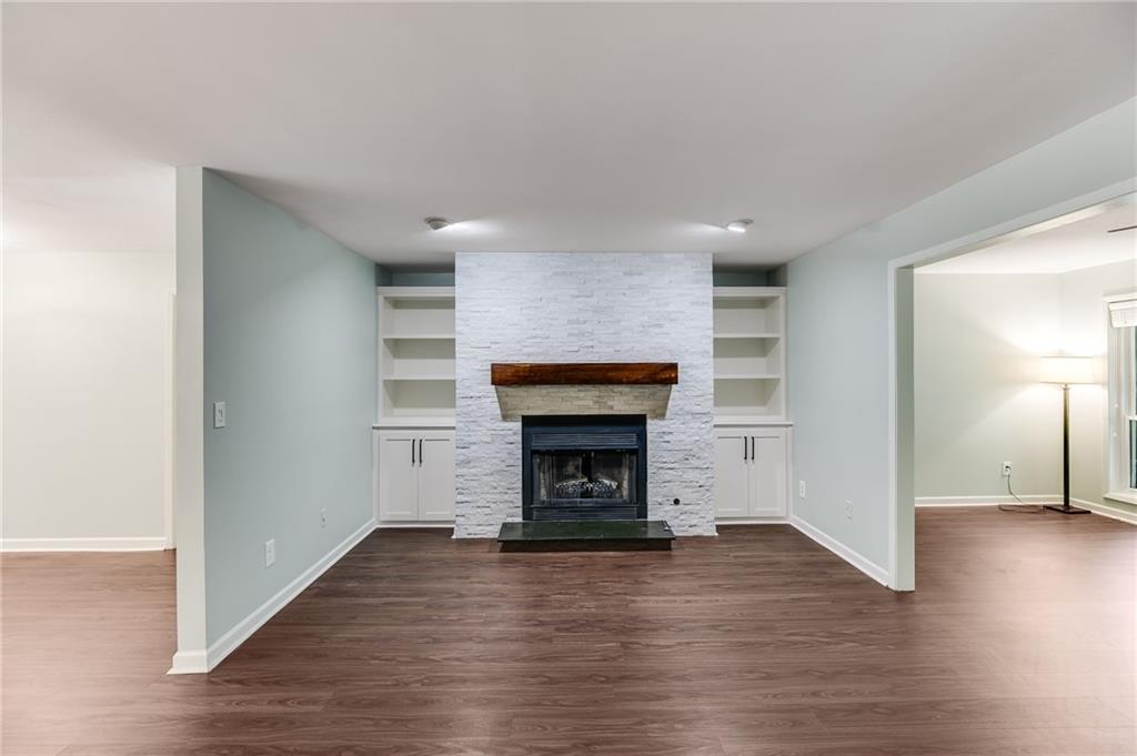 807 Wynnes Ridge Circle, Unit 807 Marietta, GA 30067 - Photo 5 of 30