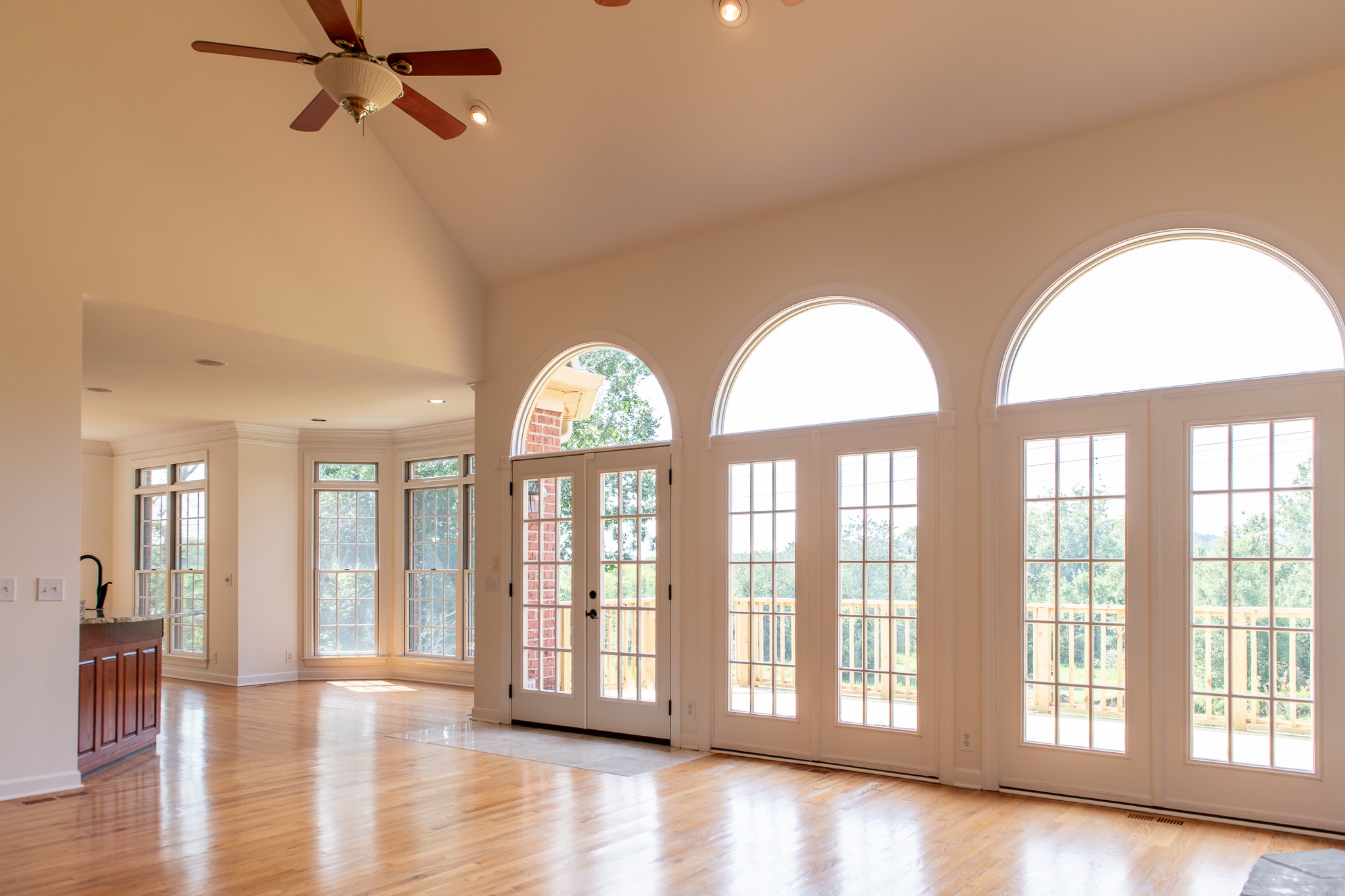 1711 Lawrence Road Franklin, TN 37069 - Photo 6 of 44 Gallery Image 6
