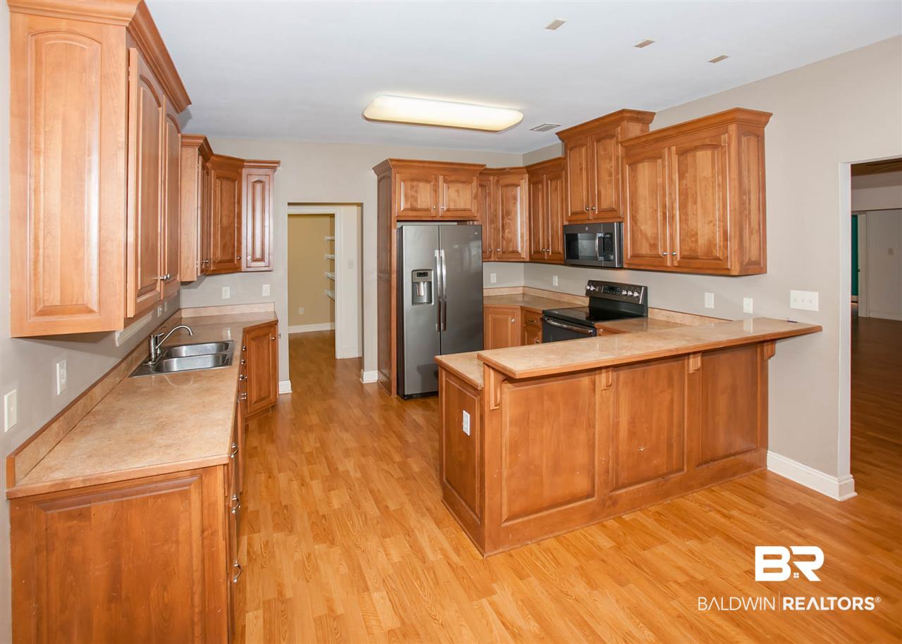 11232 Rachels Lane Foley, AL 36535 - Photo 4 of 48