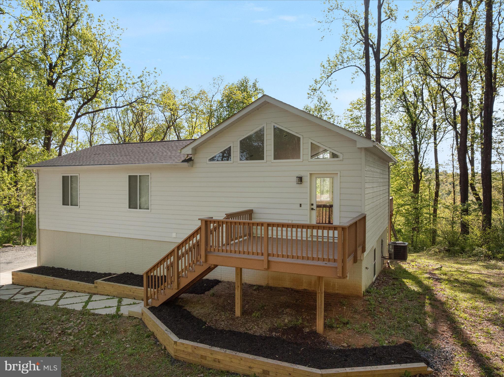 2668 High Top Road Linden, VA 22642 - Photo 4 of 58 DJI_20260504090522_0594_D_2668 High Top Rd - Absol