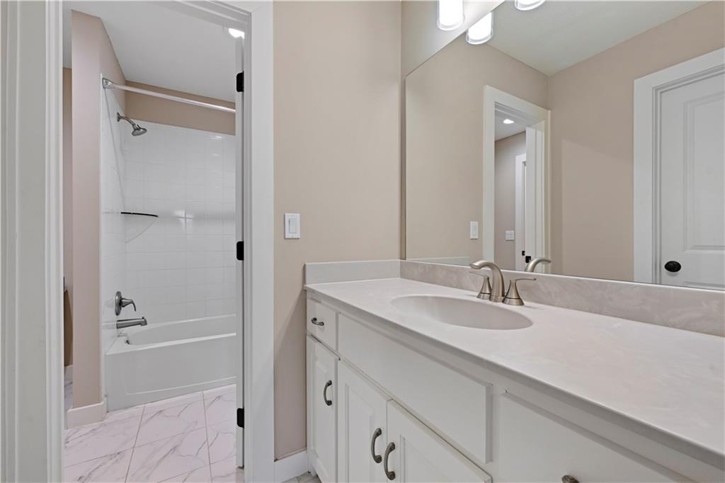 9149 Green Road Lenexa, KS 66227 - Photo 30 of 44