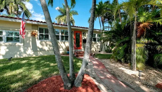 $739,000 | 1527 Mayo Street, Hollywood, FL 33020