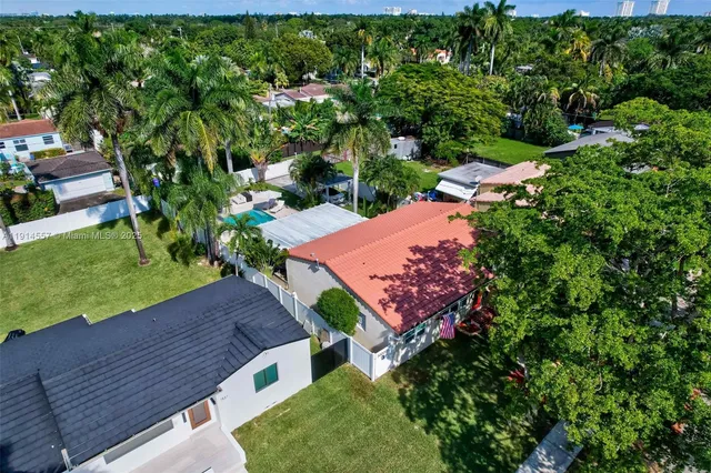 $739,000 | 1527 Mayo Street, Hollywood, FL 33020