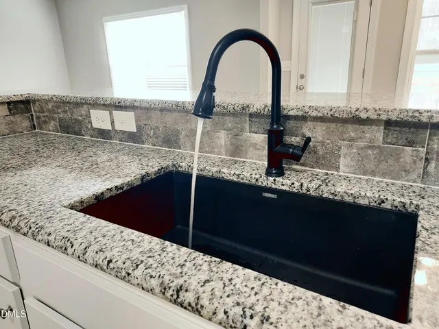 $399,900 | 255 Kenbridge Lane, Princeton, NC 27569