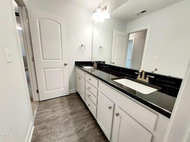 $399,900 | 255 Kenbridge Lane, Princeton, NC 27569