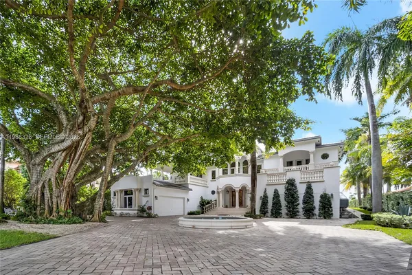 $150,000 | 100 Palm Avenue, Miami Beach, FL 33139