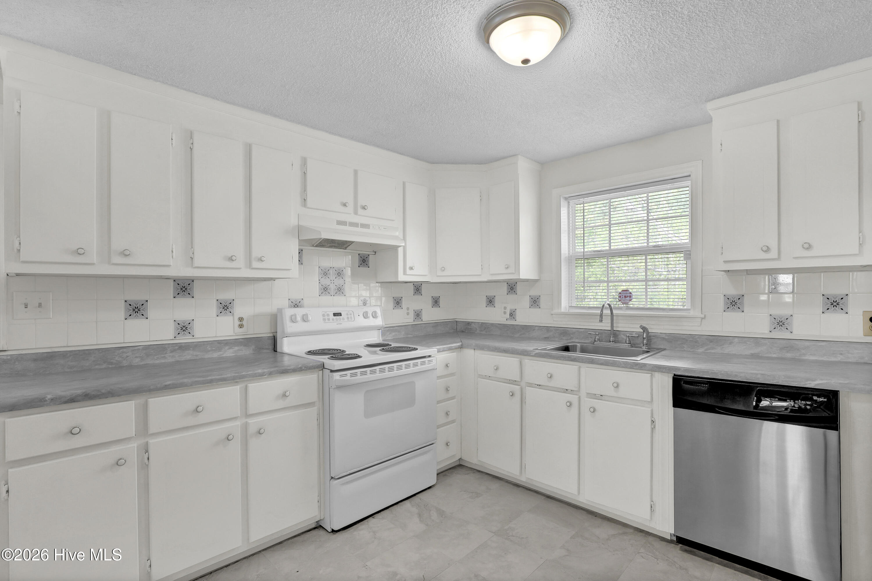 866 Harrison Creek Road Rocky Point, NC 28457 - Photo 12 of 42 12