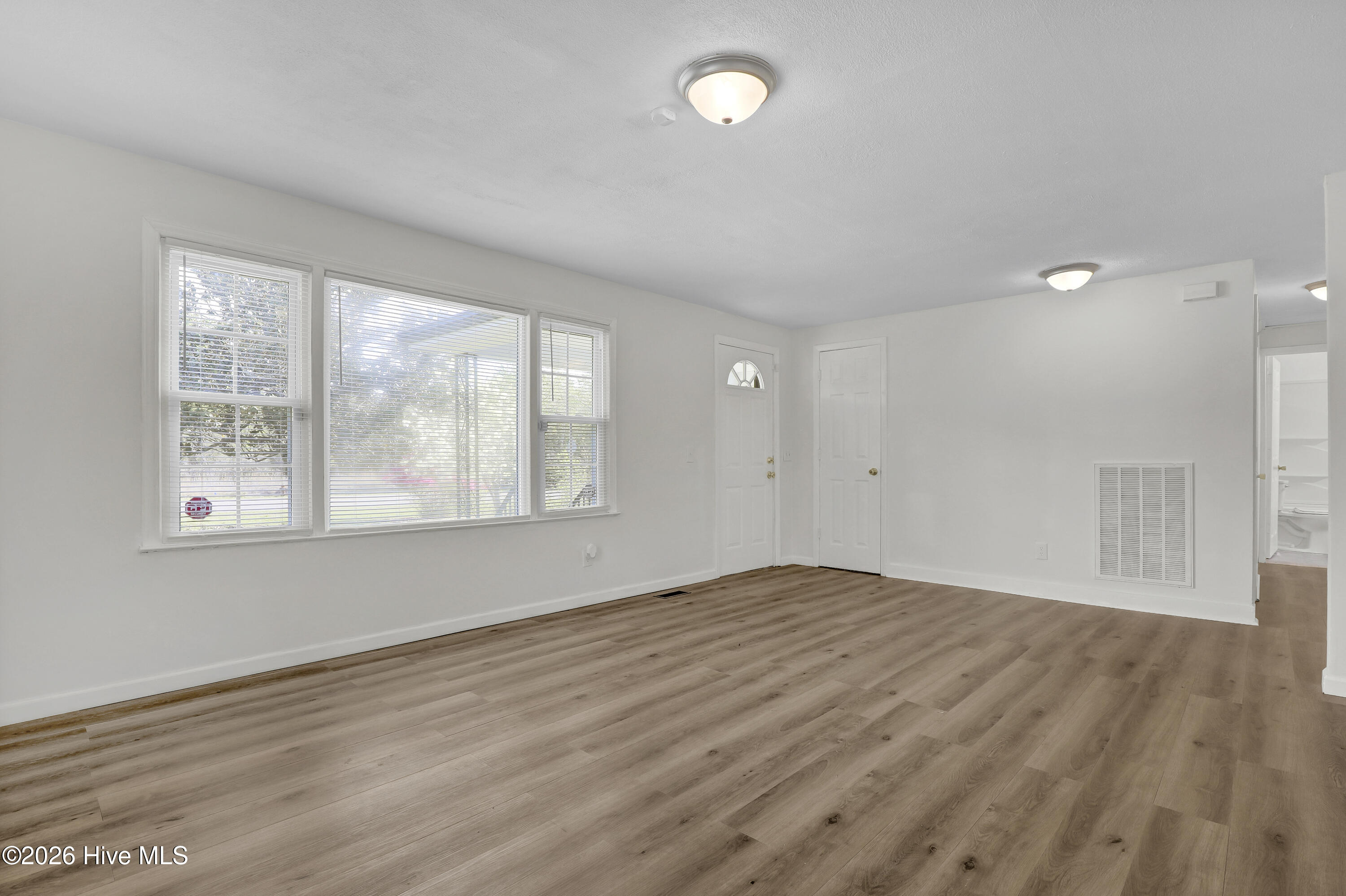 866 Harrison Creek Road Rocky Point, NC 28457 - Photo 8 of 42 8