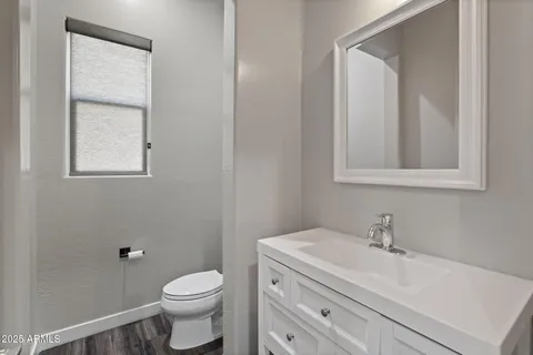 $799,900 | 1555 East Ocotillo Road, Unit 16, Phoenix, AZ 85014