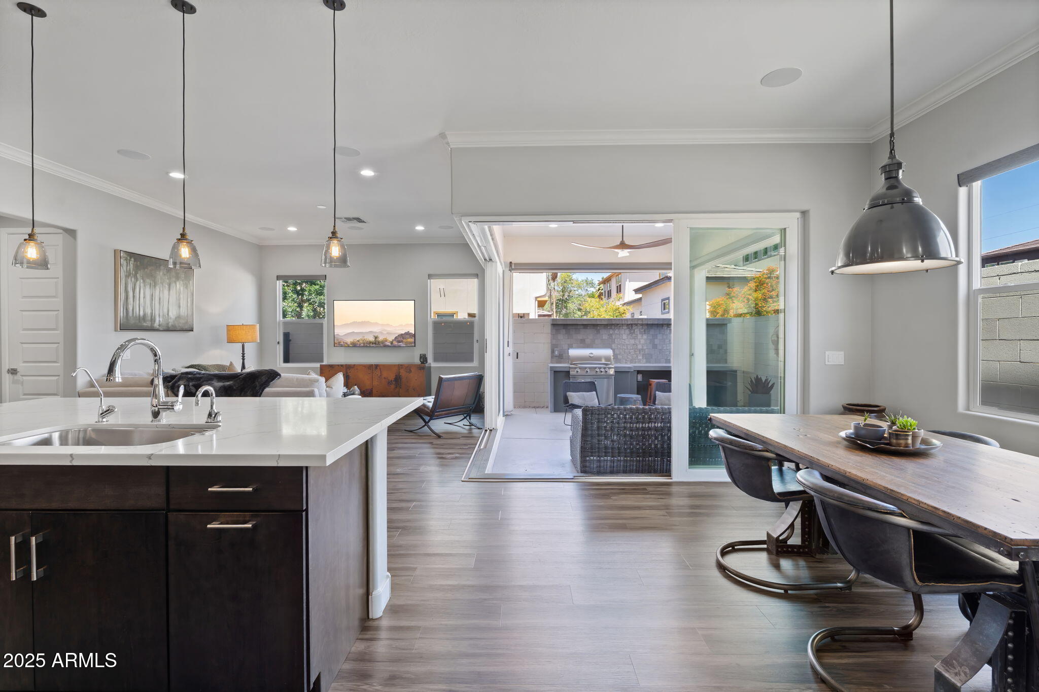 1555 East Ocotillo Road, Unit 16 Phoenix, AZ 85014 - Photo 20 of 51 24-web-or-mls-DSC_2024