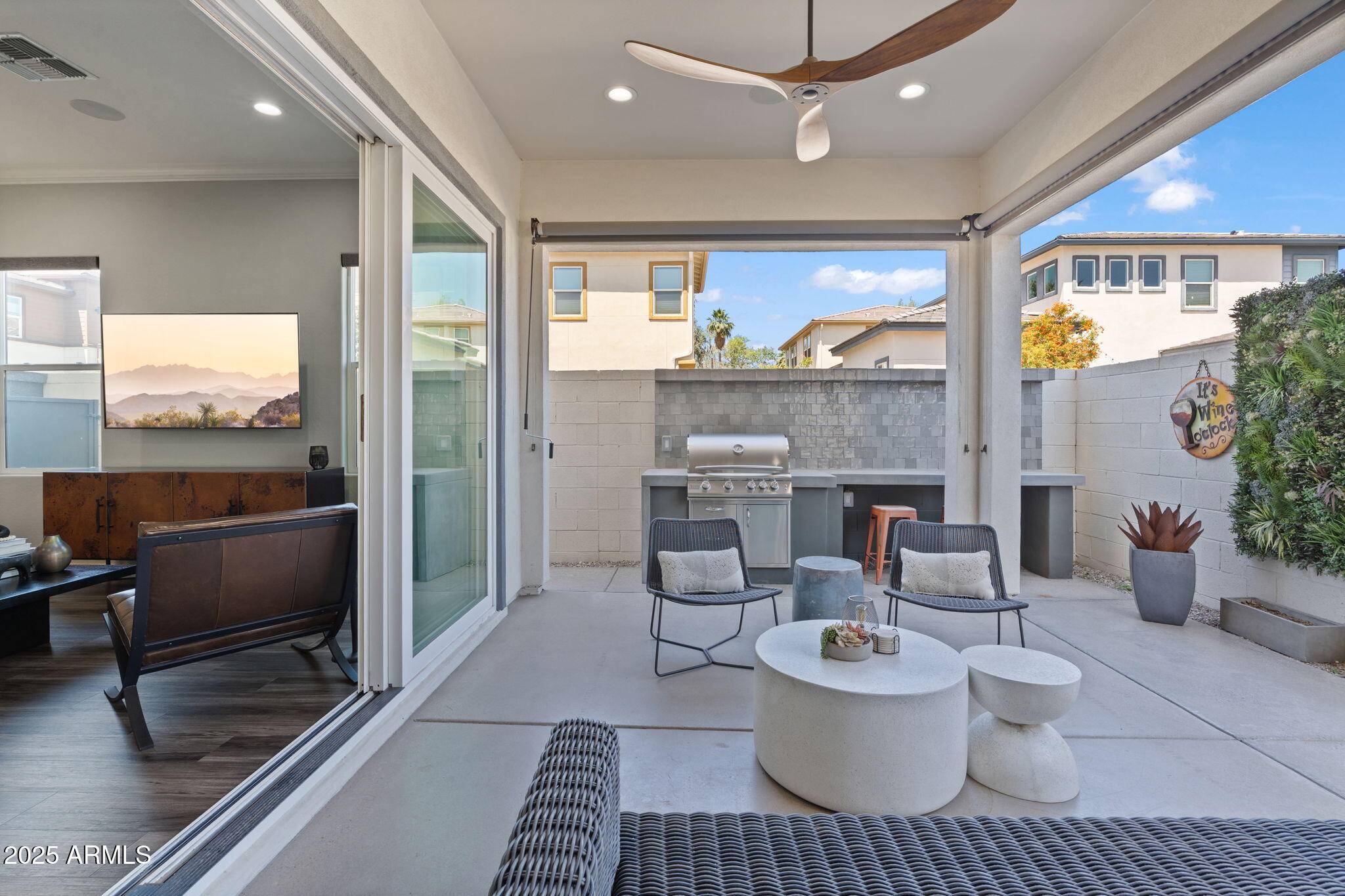 1555 East Ocotillo Road, Unit 16 Phoenix, AZ 85014 - Photo 22 of 51 27-web-or-mls-DSC_2099