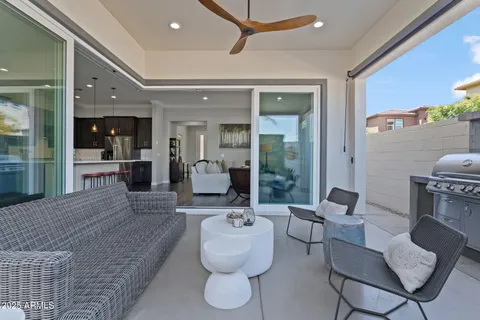 $799,900 | 1555 East Ocotillo Road, Unit 16, Phoenix, AZ 85014