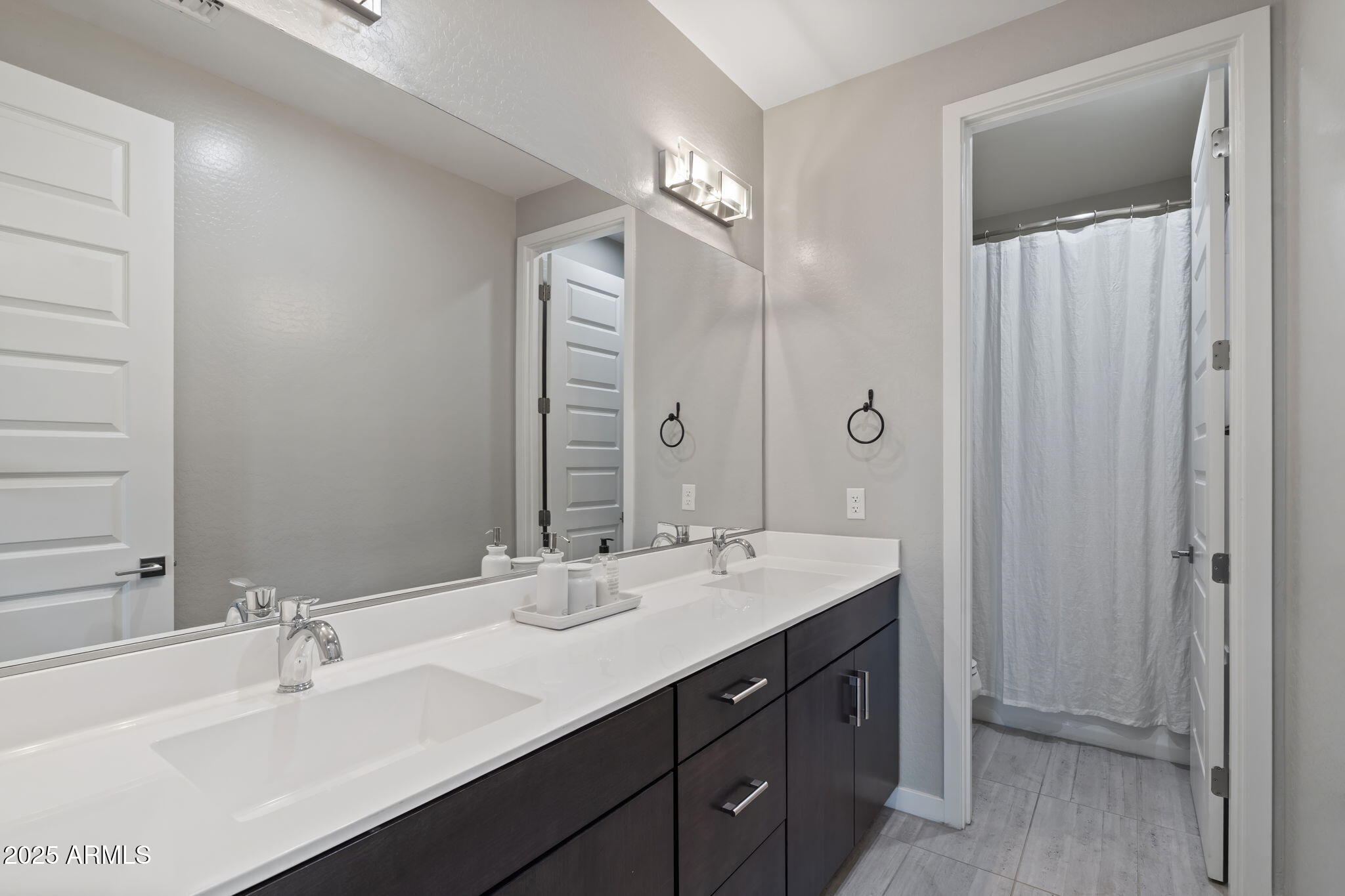 1555 East Ocotillo Road, Unit 16 Phoenix, AZ 85014 - Photo 34 of 51 40-web-or-mls-DSC_2040