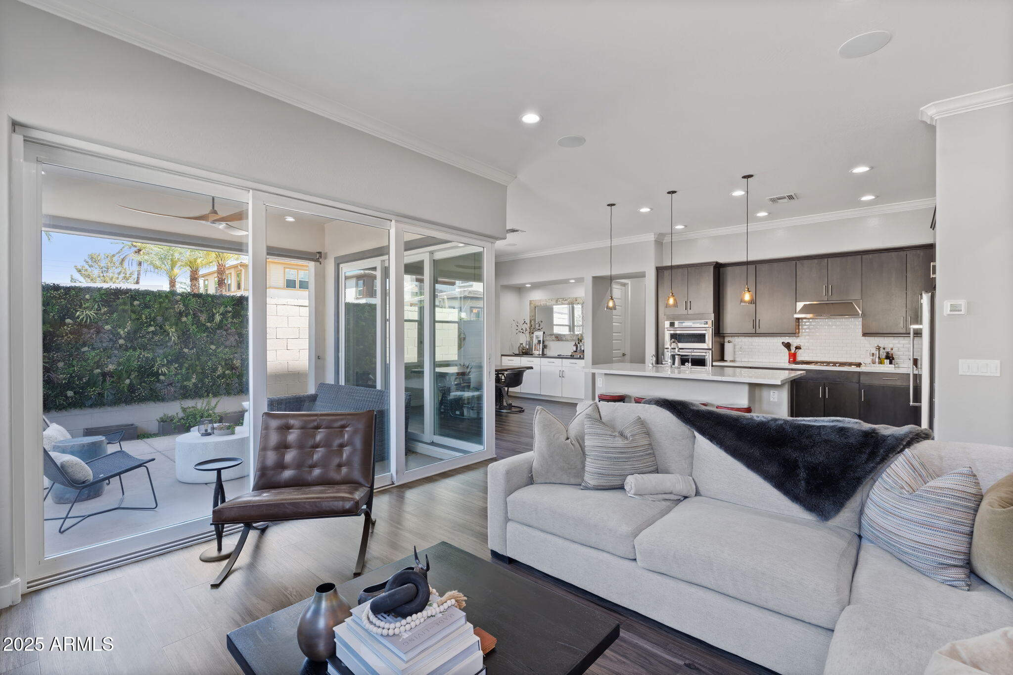 1555 East Ocotillo Road, Unit 16 Phoenix, AZ 85014 - Photo 10 of 51 12-web-or-mls-DSC_2012