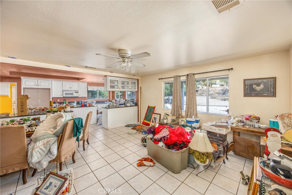 9099 Cajalco Road Corona, CA 92881 - Photo 8 of 70