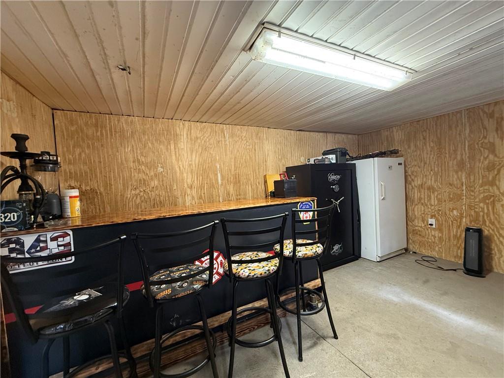 225 Old Ferry Rices Landing, PA 15357 - Photo 7 of 30 a room with furniture