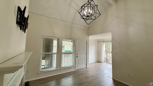 $1,000 | 8155 Jefferson Highway, Unit 203, Baton Rouge, LA 70809
