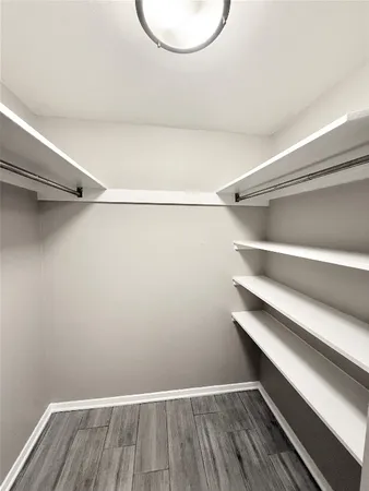 $149,900 | 2016 Main Street, Unit 915, Houston, TX 77002