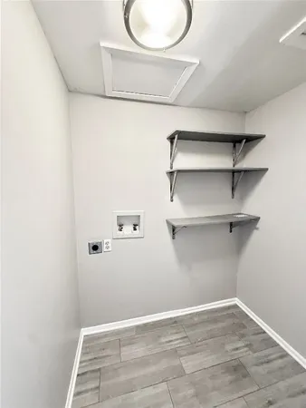 $149,900 | 2016 Main Street, Unit 915, Houston, TX 77002