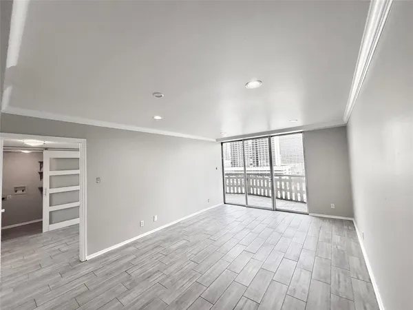 $149,900 | 2016 Main Street, Unit 915, Houston, TX 77002