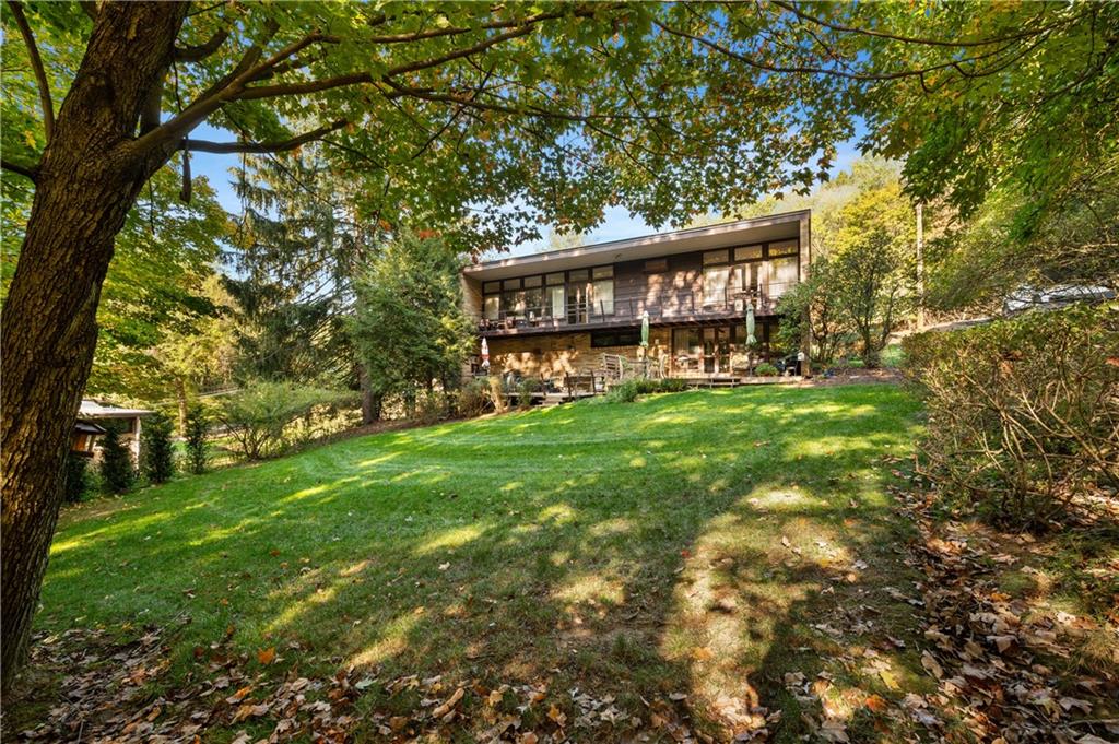 102 Colwyn Road Pittsburgh, PA 15237 - Photo 4 of 29 a view of a house with a yard
