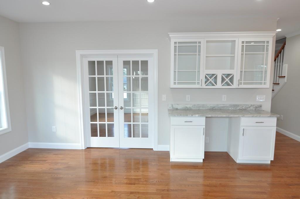 16 Perkins Road Middleton, MA 01949 - Photo 12 of 42 Gallery Image 12