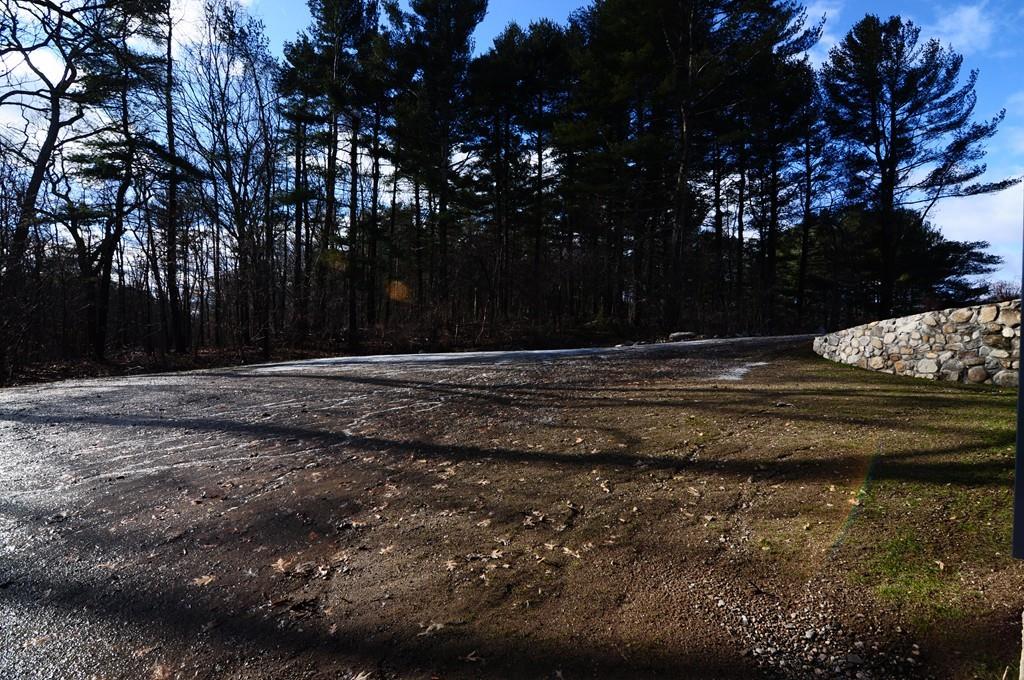 16 Perkins Road Middleton, MA 01949 - Photo 6 of 42 Gallery Image 6