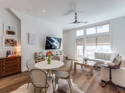 $550,000 | 5202 Capitol Avenue, Unit 1110, Dallas, TX 75206