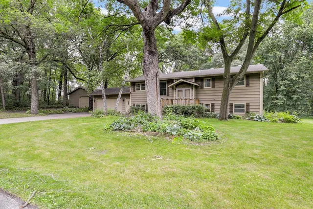 $595,000 | 4775 126th St Court North, White Bear Lake, MN 55110