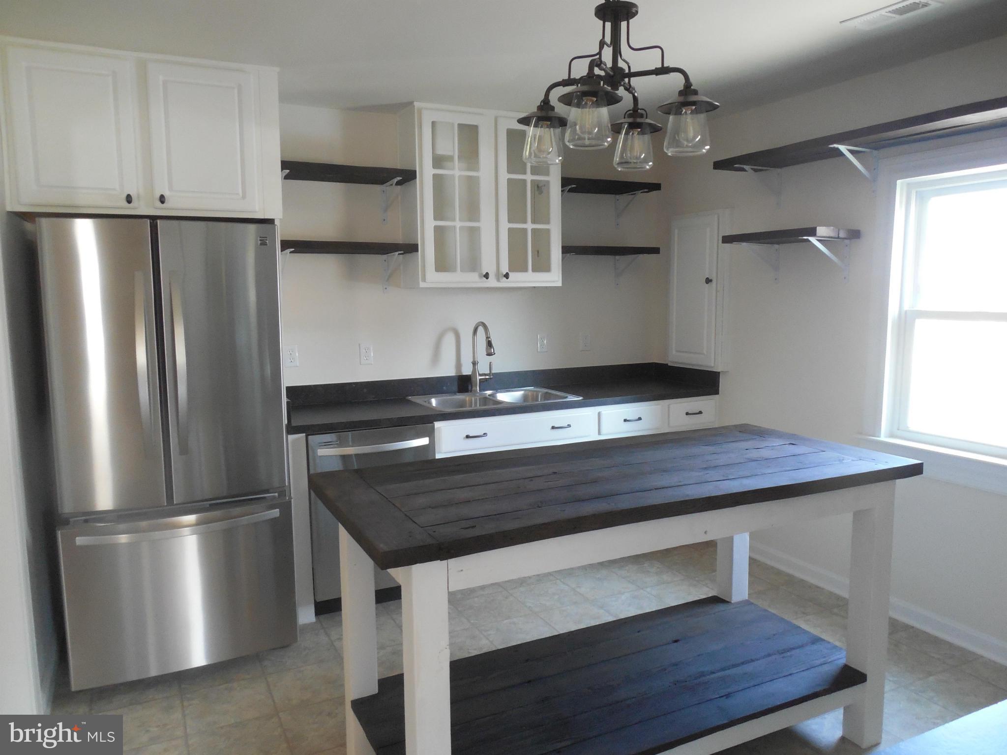 20530 Cedar Grove Road Culpeper, VA 22701 - Photo 3 of 20 Kitchen