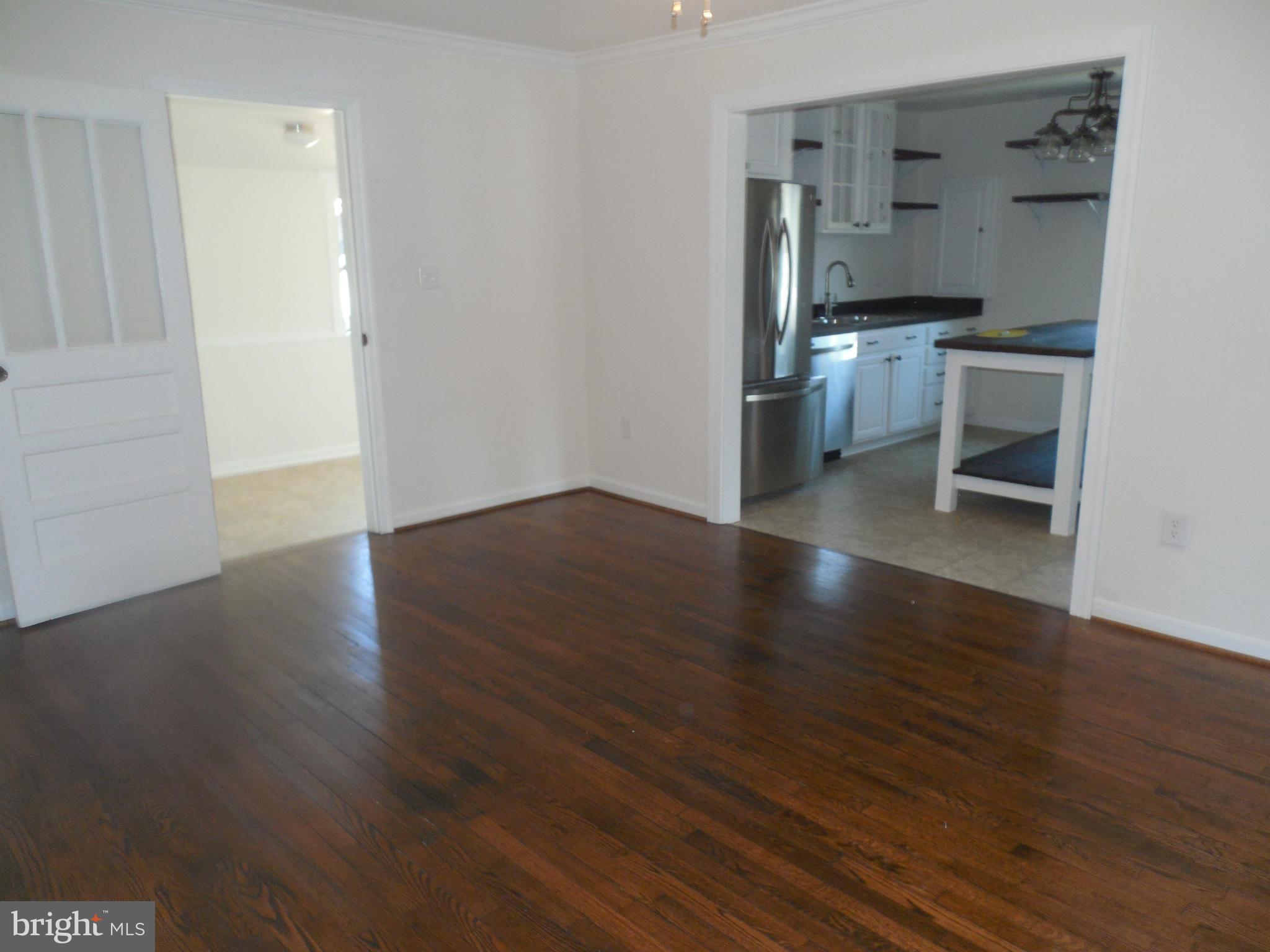 20530 Cedar Grove Road Culpeper, VA 22701 - Photo 9 of 20 Living Room