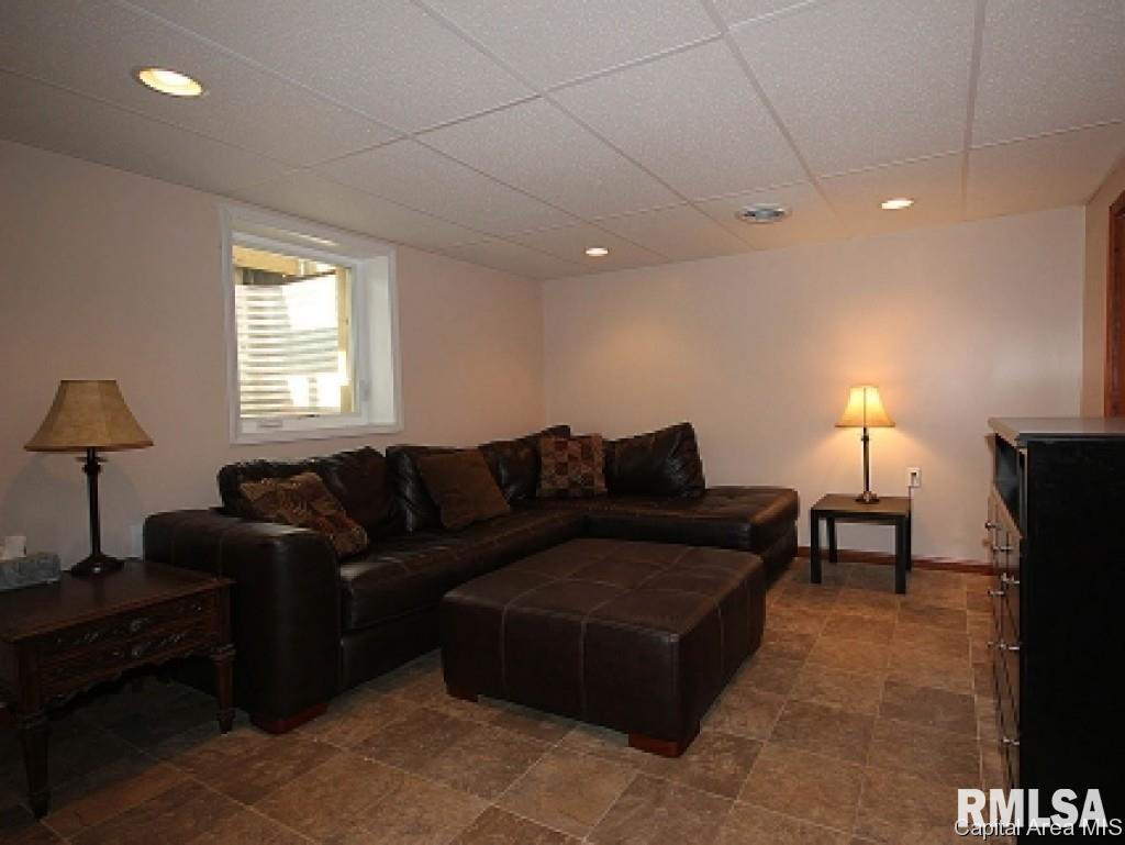 1628 Reed Avenue Springfield, IL 62704 - Photo 14 of 22 Gallery Image 14