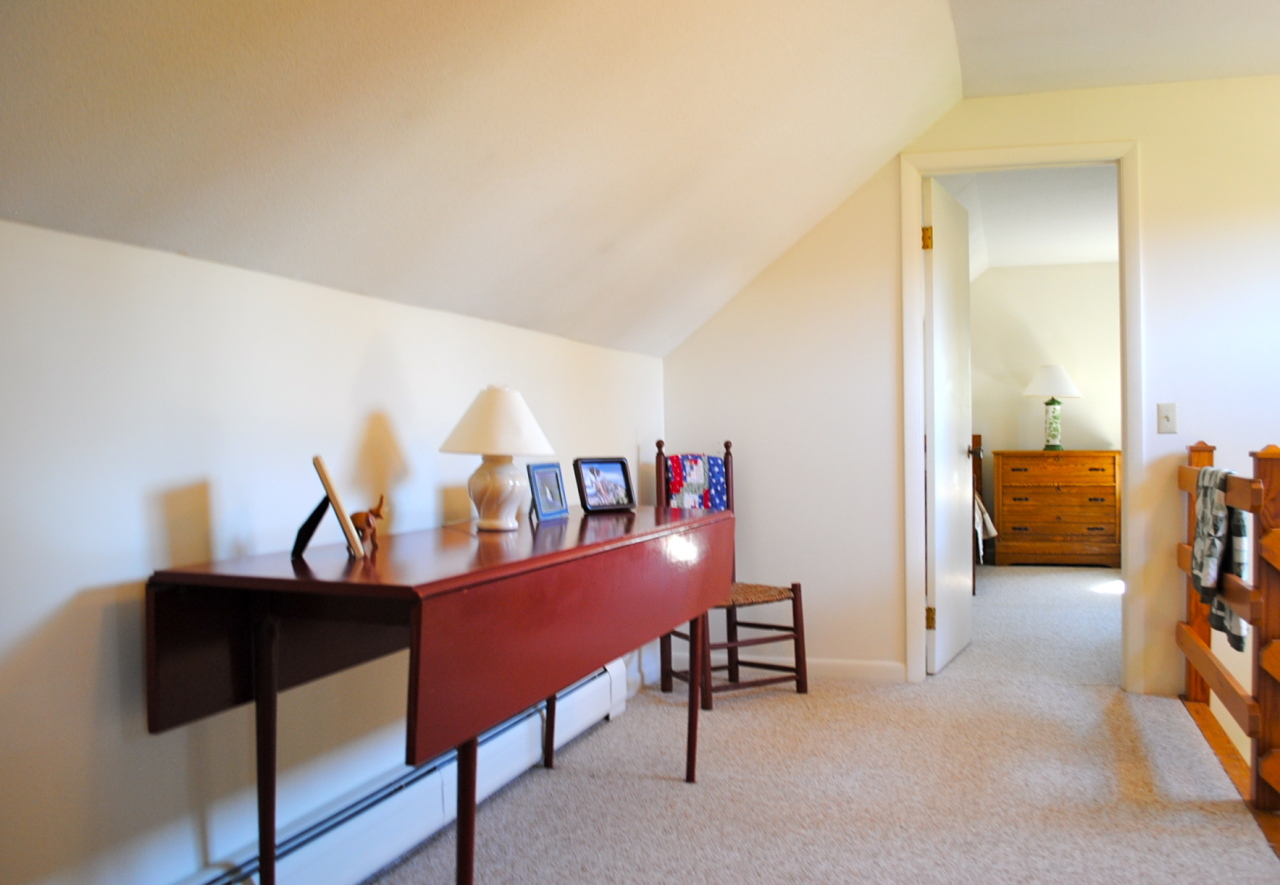 84 Access Road Becket, MA 01223 - Photo 11 of 28 Upstairs hall between bedrooms
