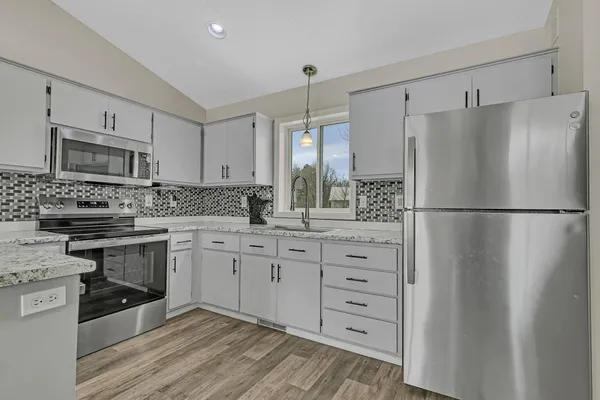 $300,000 | 6429 Savanna Court, St. Cloud, MN 56303