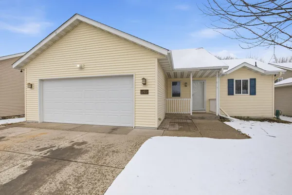 $300,000 | 6429 Savanna Court, St. Cloud, MN 56303