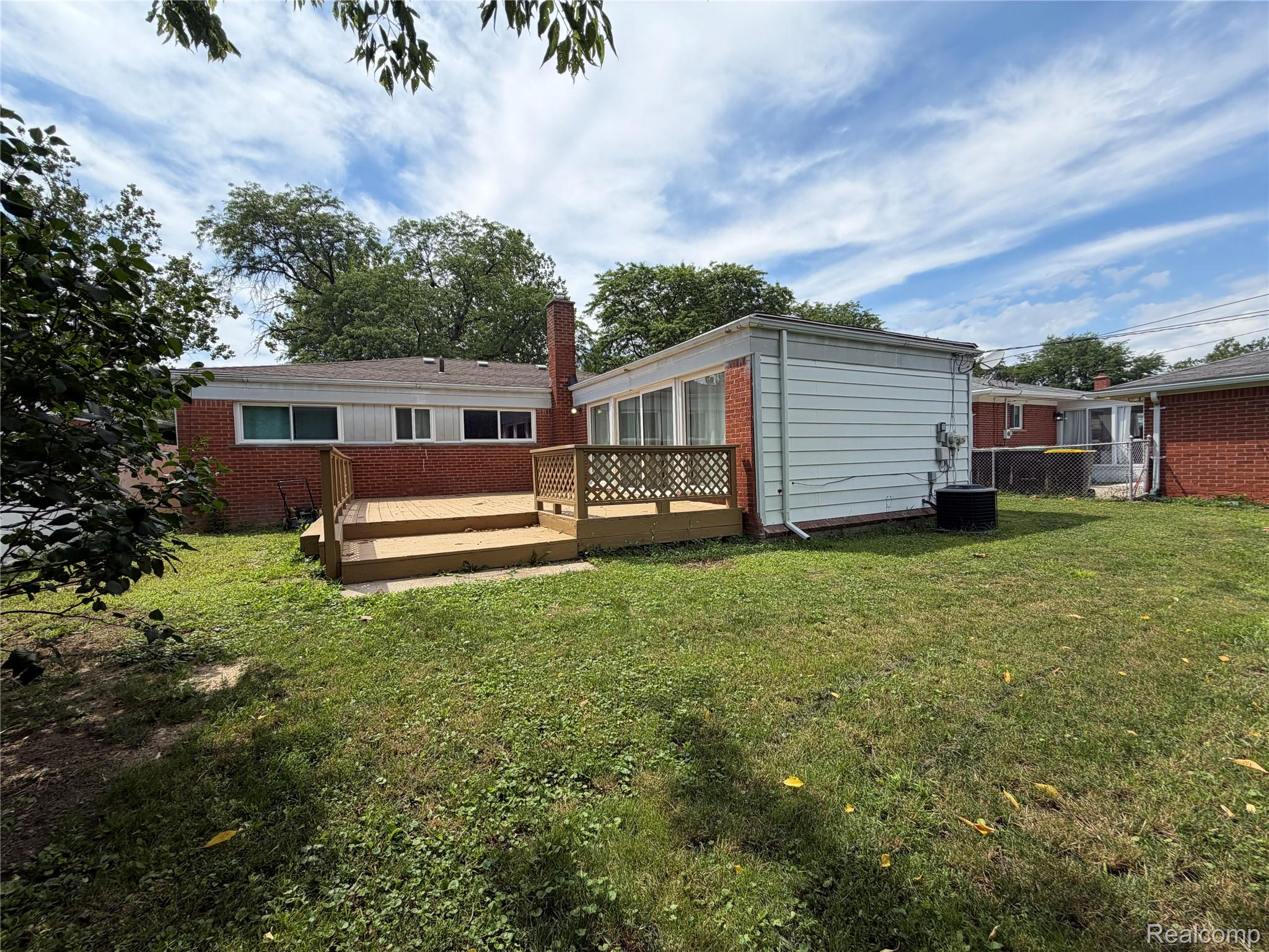 1861 Grange Road Trenton, MI 48183 - Photo 34 of 36 IMG_3588.jpeg