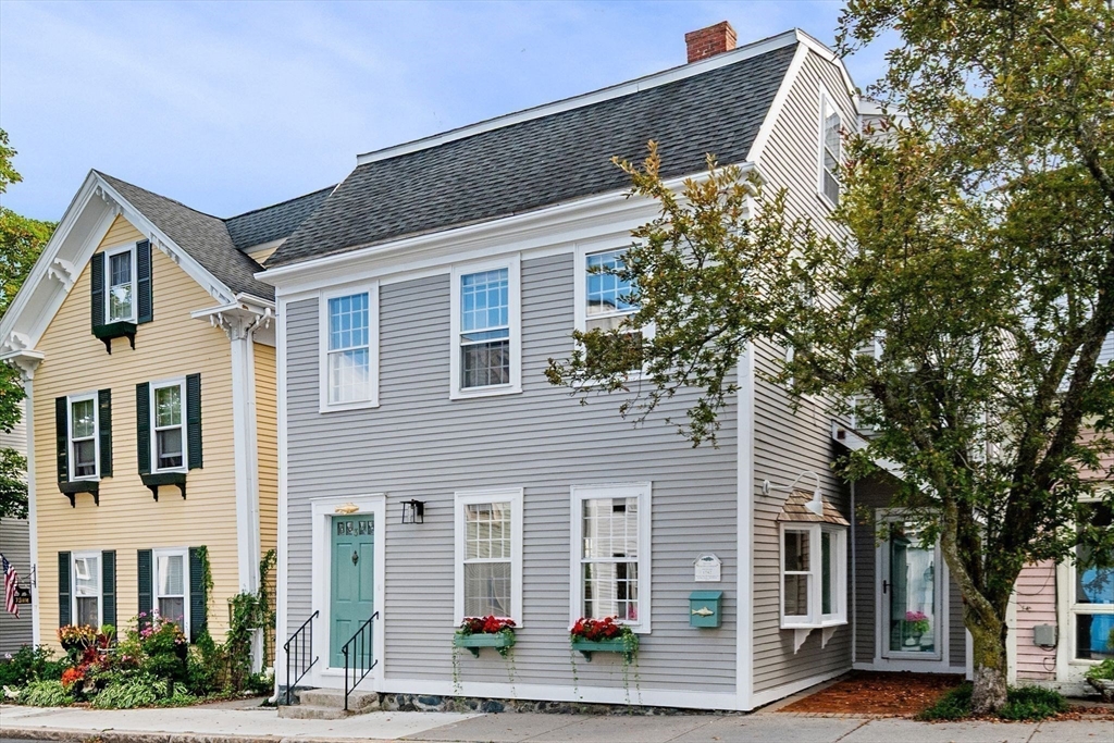 3 State Street Marblehead, MA 01945 - Photo 1 of 36 Gallery Image 1
