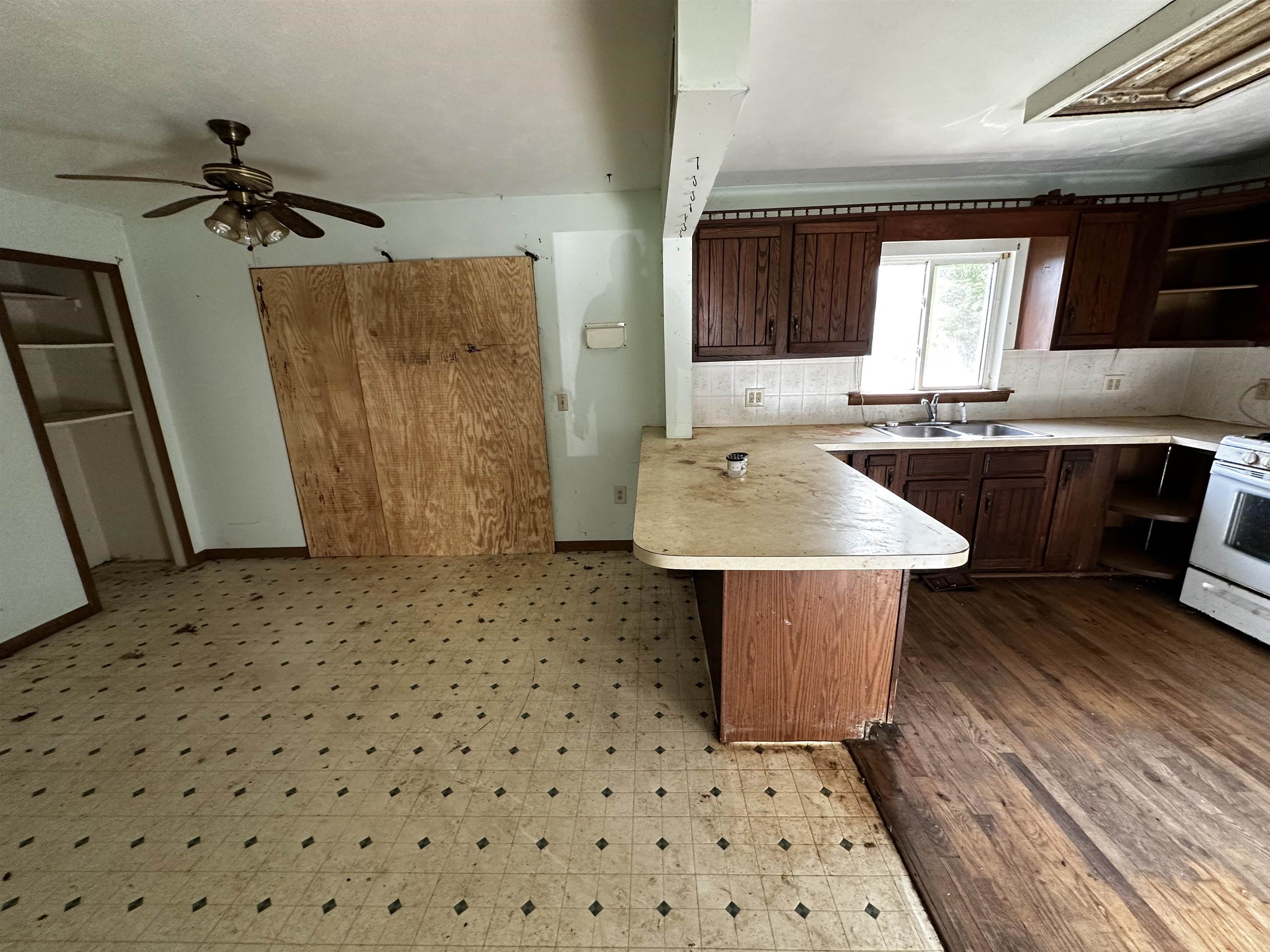 8753 Chippewa Coleman, MI 48618 - Photo 4 of 14
