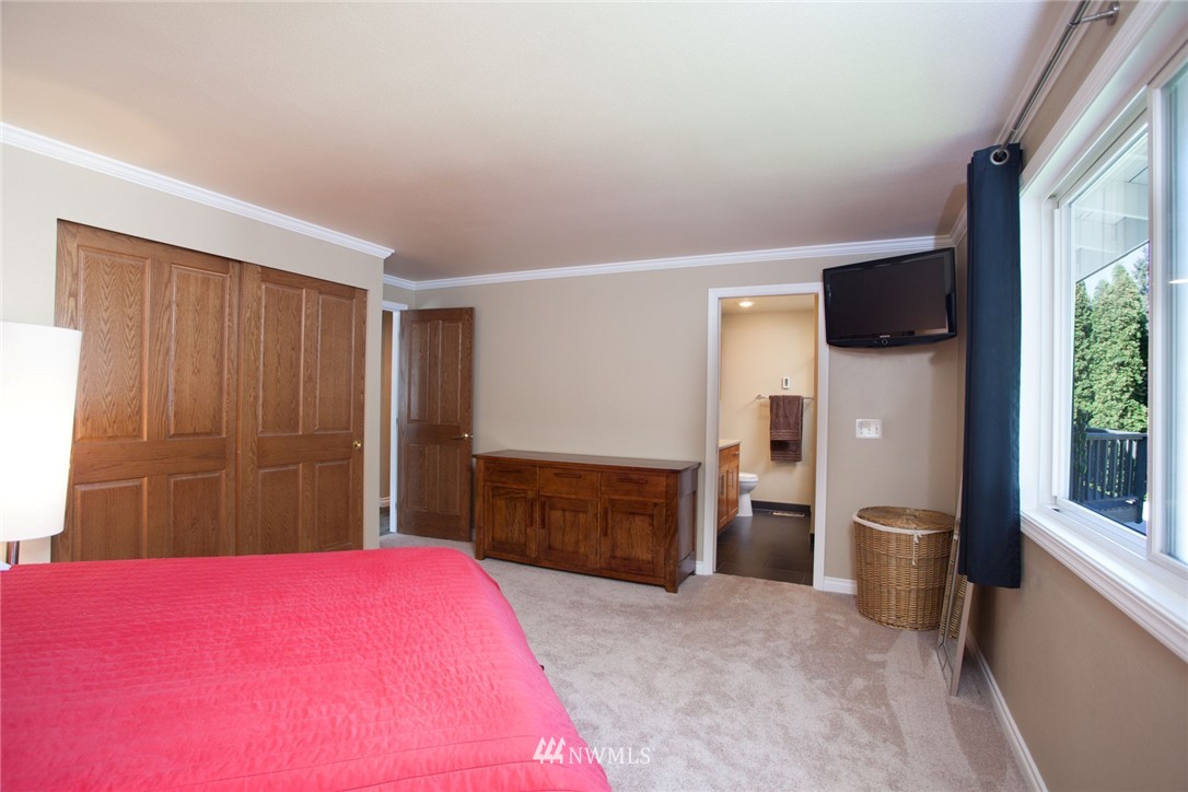 15614 Southeast 173rd Street Renton, WA 98058 - Photo 14 of 25 Gallery Image 14