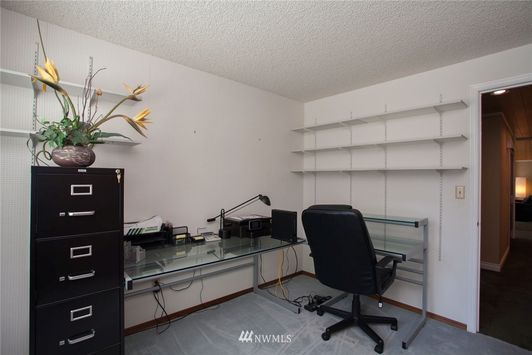 15614 Southeast 173rd Street Renton, WA 98058 - Photo 17 of 25 Gallery Image 17