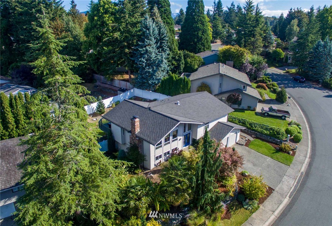 15614 Southeast 173rd Street Renton, WA 98058 - Photo 3 of 25 Gallery Image 3
