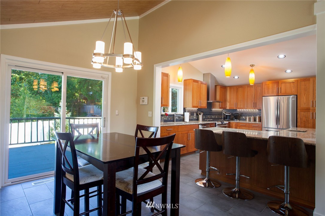 15614 Southeast 173rd Street Renton, WA 98058 - Photo 7 of 25 Gallery Image 7