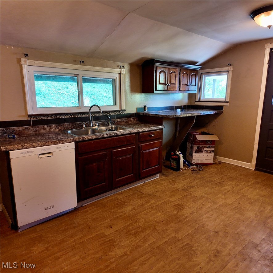 57950 Kilgore Road Bellaire, OH 43906 - Photo 3 of 18