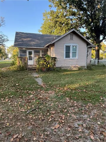 $70,500 | 500 Park Street, Pleasanton, KS 66075